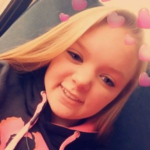 Meet your Posher, Briana